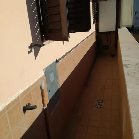 Glicini 38 Рим